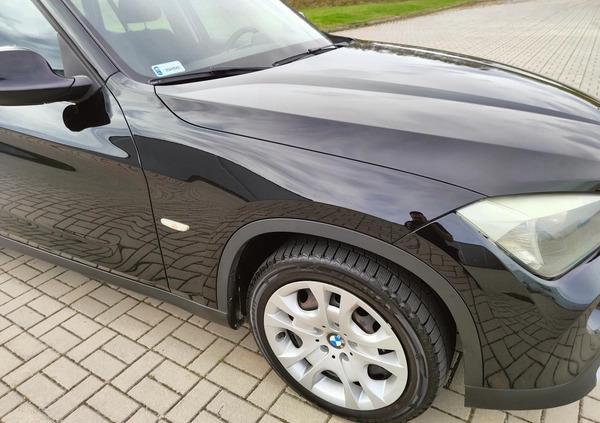 BMW X1 cena 33900 przebieg: 263500, rok produkcji 2011 z Żarów małe 407